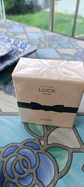 Beden Avon Luck parfüm ve losyon kadın paketi
