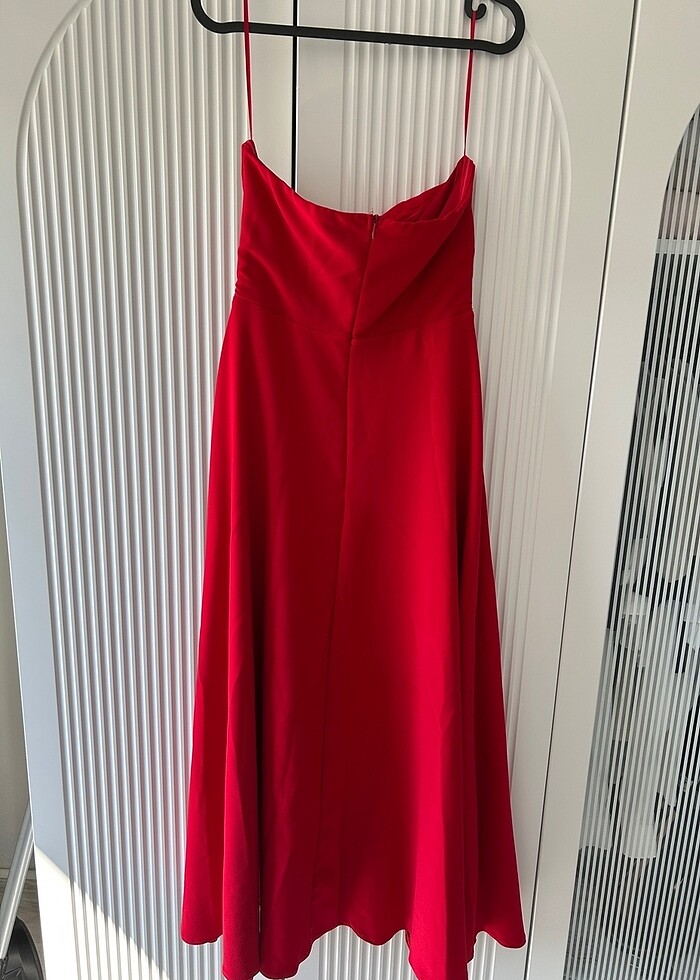 Trendyolmilla Kırmızı Straplez A kesim Elbise - Görsel 2