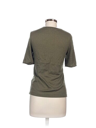s Beden Massimo Dutti T-shirt %70 İndirimli.