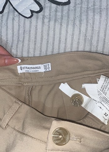 32 Beden Stradivarius Bej Kadın Regular Fit Kumaş Pantolon