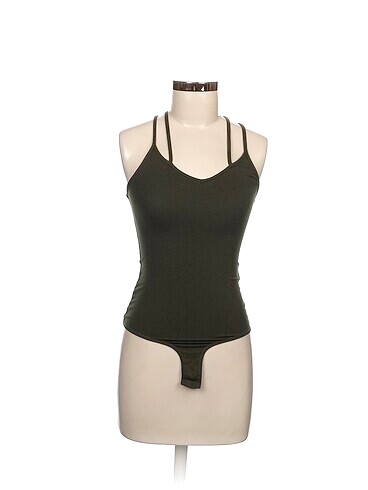 Twist T-shirt %70 İndirimli.