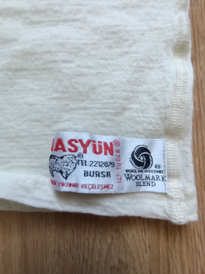 Beyaz Parlak Çocuk Atlet - Görsel 3