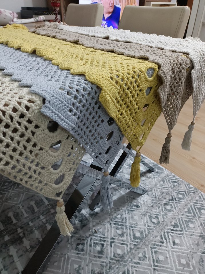 Renkli Örgü Runner - Görsel 2