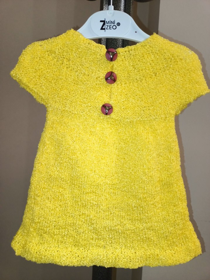 Sarı Düğmeli Kız Triko Hırka - Görsel 2
