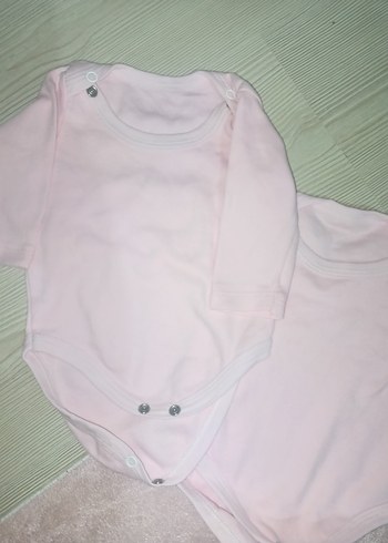 Diğer Pembe Kız Bebek Kolsuz Çıtçıtlı Body