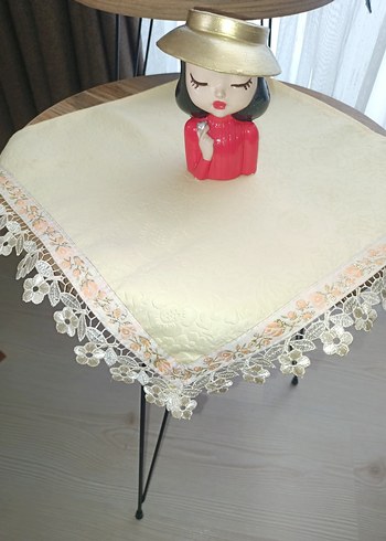 Nakışlı Beyaz Masa Örtüsü - Görsel 6