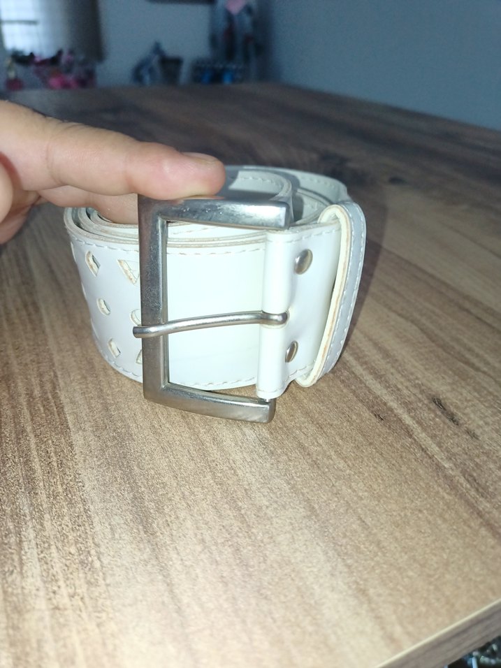 Beyaz Deri Tokalı Kadın Kemer - Görsel 5