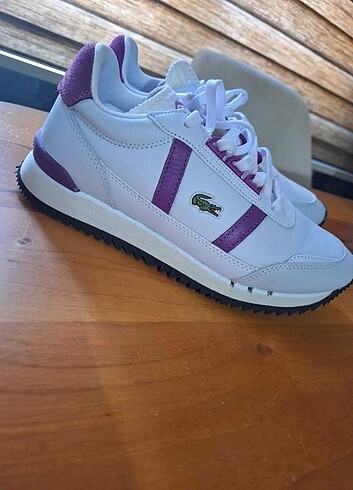 Lacoste Spor ayakkabı 