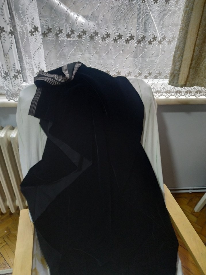 siyah dökümlü kadife kumas - Görsel 4