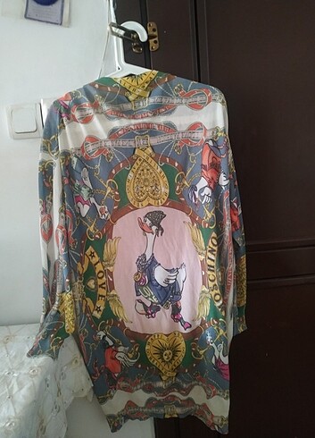 Moschino marka hırka 