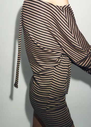 Çizgili Bej Kadın Triko Elbise - Görsel 5