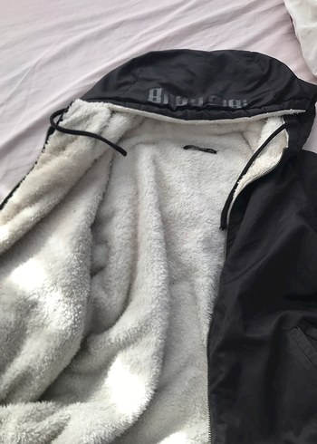 Kadın Siyah Midi Kapüşonlu Kışlık Ceket - Görsel 4