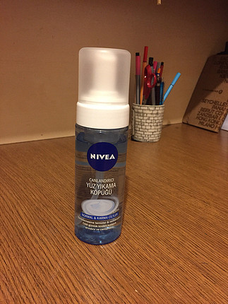 Nivea Yüz temizleme köpüğü 