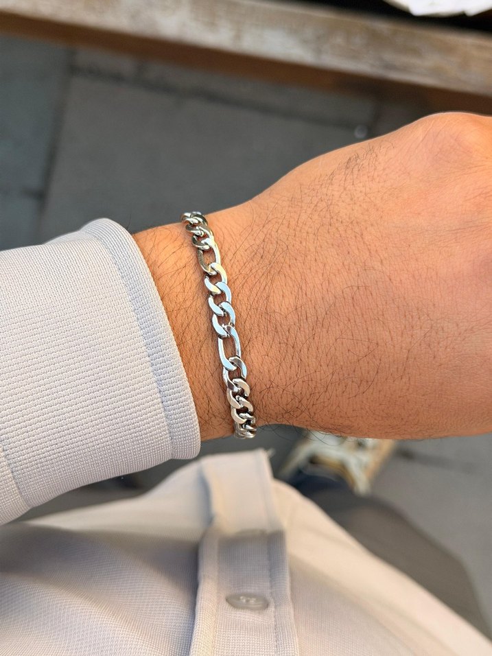 Gri Zincir Detaylı Minimalist Bileklik - Görsel 3