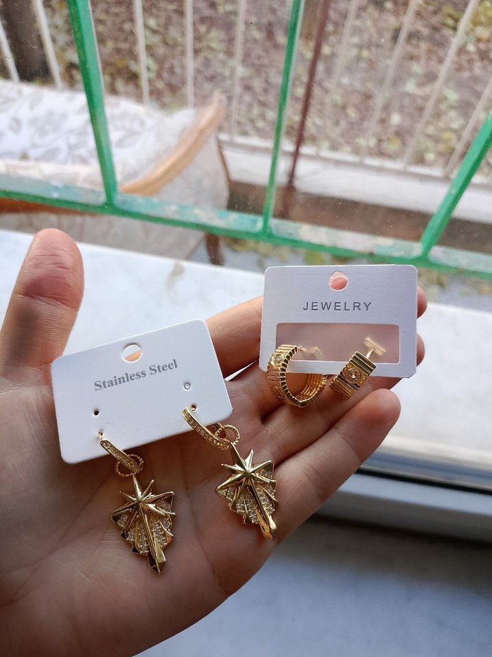 Altın Renk küpe - Görsel 2