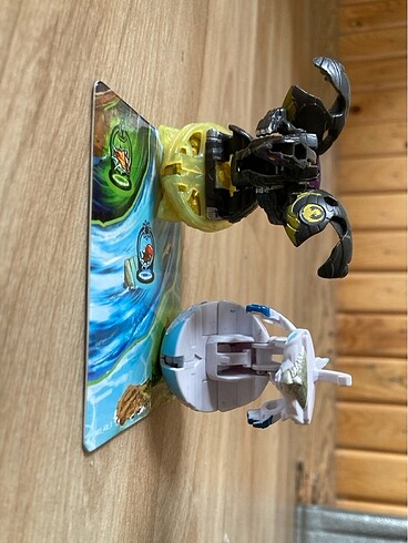 Bakugan special attack dragonoid ve titanium hammerhead
