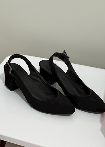 Klasik Siyah Tokalı Topuklu Kadın Ayakkabı - Görsel 2