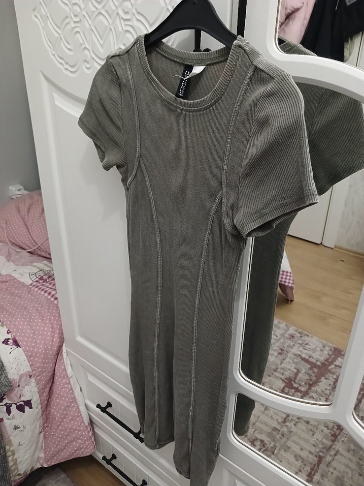 Gri Kısa Kollu Mini Elbise - Görsel 2