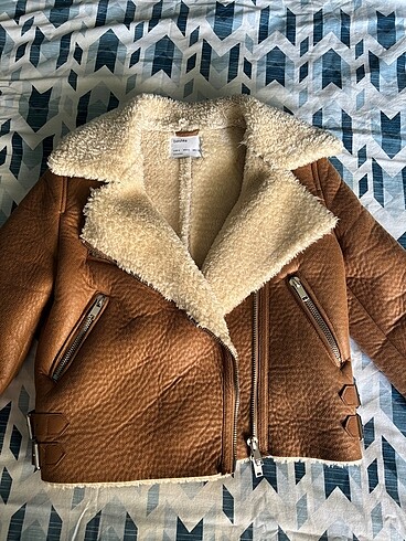Bershka mont