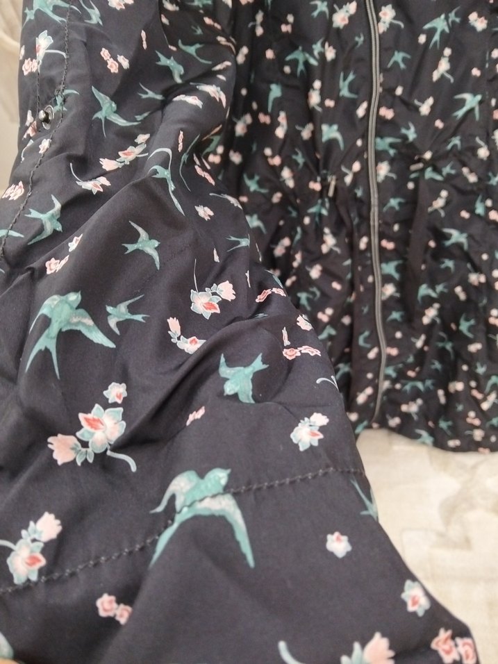 DeFacto Siyah Kapüşonlu Çiçek Desenli Kadın Ceket Yağmurluk - Görsel 3