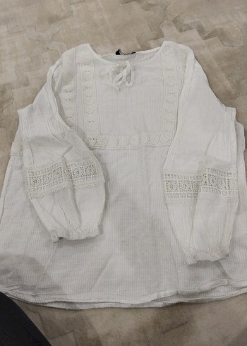 Kadın Beyaz Keten Düğmeli Wrap Bluz - Görsel 3