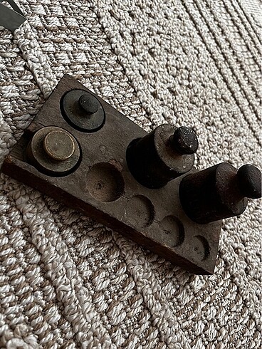 Vintage Kilolar