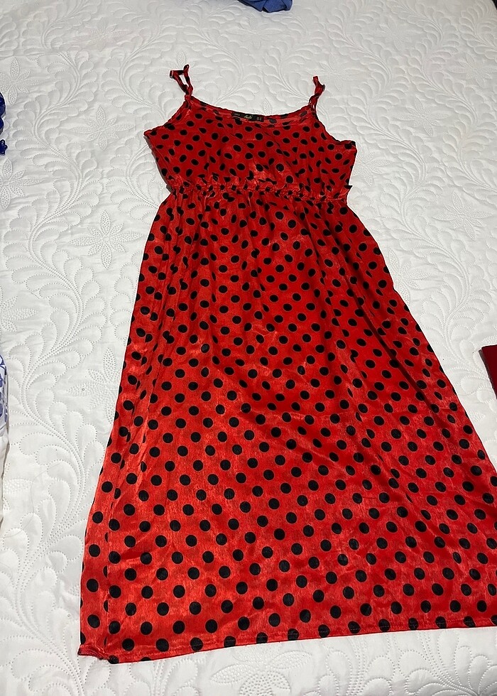 Puantiyeli Kırmızı Elbise - Görsel 2