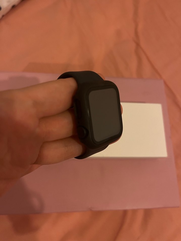 Apple Watch SE 40mm Midnight 2. Nesil Siyah Akıllı Saat 32 gb - Görsel 2