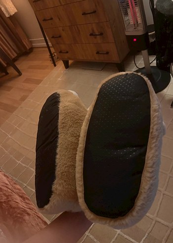 Flying Tigers Peluş Ev Terliği 38 numara - Görsel 3