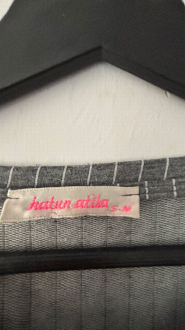 Gri Simpsom Baskılı Triko Elbisesi - Görsel 3