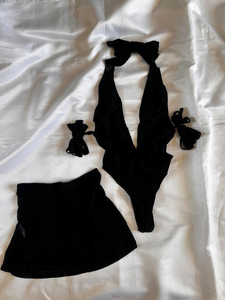 Siyah V Yaka Drapeli Mini Elbise - Görsel 5