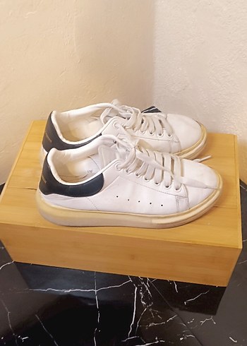 Beyaz Minimalist Platform Kadın Spor Ayakkabı - Görsel 2