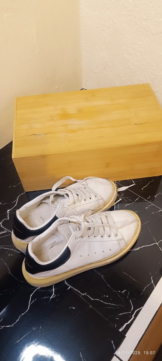 Beyaz Minimalist Platform Kadın Spor Ayakkabı - Görsel 4