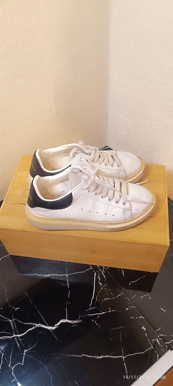 Beyaz Minimalist Platform Kadın Spor Ayakkabı - Görsel 2