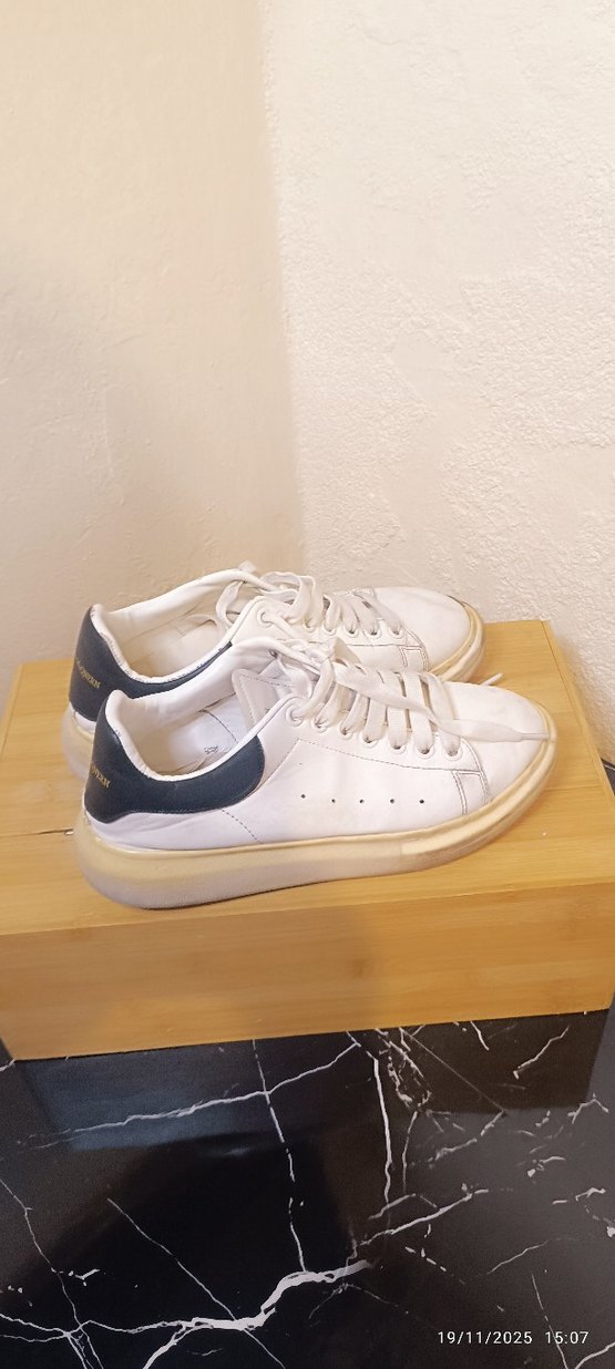 Beyaz Minimalist Platform Kadın Spor Ayakkabı - Görsel 3