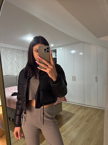 l Beden siyah Renk bershka suni deri şişme mont