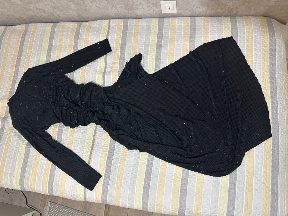 SİYAH TAŞLI UZUN KOLLU ELBİSE CENGİZ AKTÜRK - Görsel 3