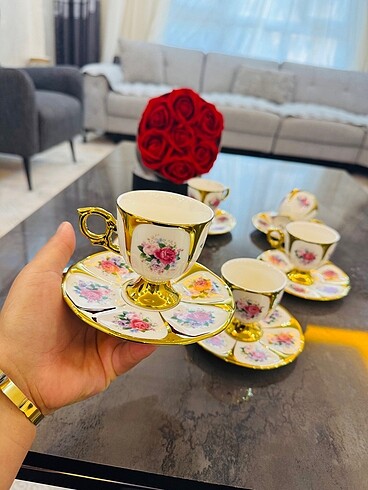 Kosova model güllü fincan setti