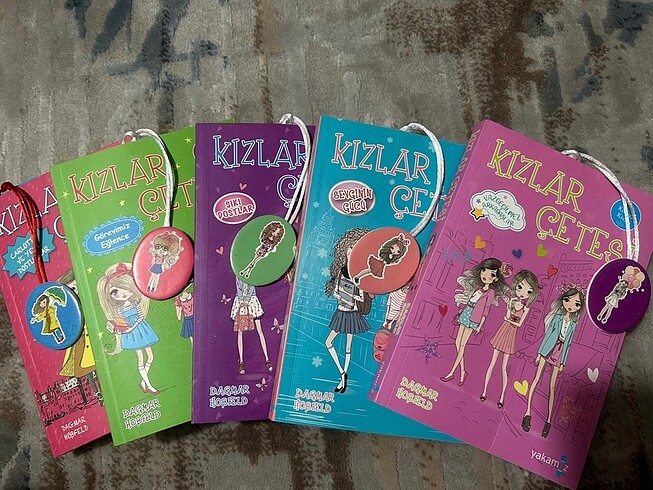 KIZLAR ÇETESİ SERİSİ