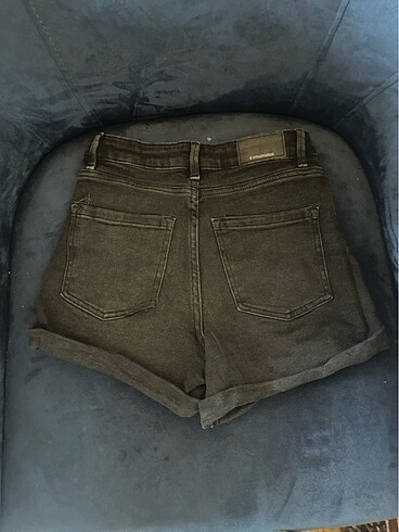 Stradivarius mini şort
