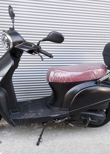 Siyah Deri Kayışlı Motosiklet - Görsel 3