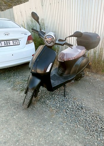 Siyah Deri Kayışlı Motosiklet - Görsel 5