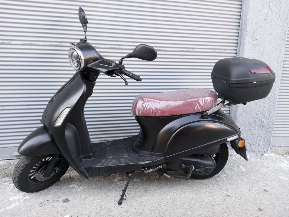 Siyah Deri Kayışlı Motosiklet - Görsel 3