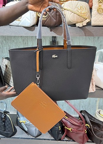 Lacoste Lacoste - Anna Shoulder Bag
