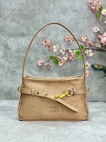 Miu Miu Miu Miu Aventure