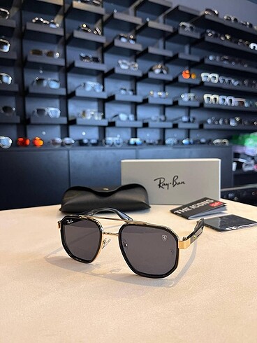 Ray-Ban Sunglasses