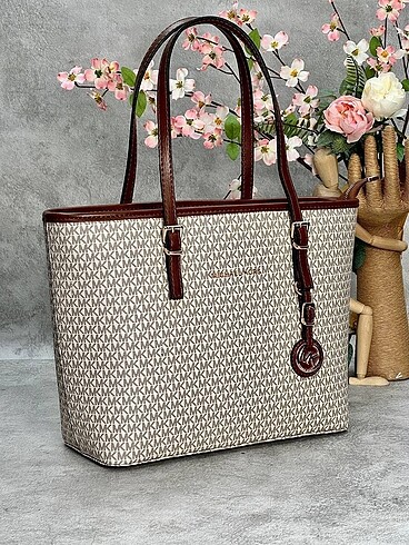 Beden Michael Kors