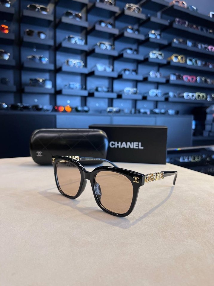 Chanel Sunglasses - Görsel 3