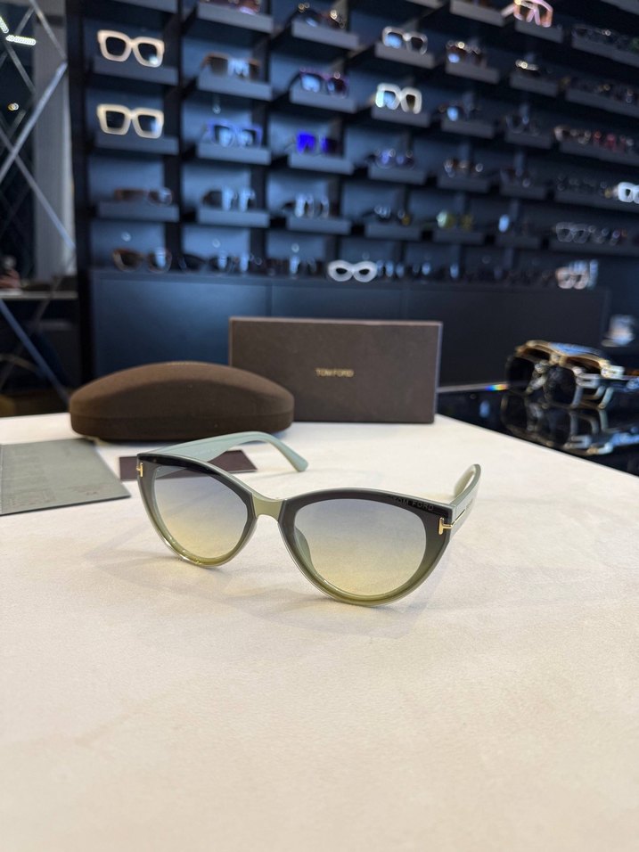 Tom Ford Sunglasses - Görsel 4