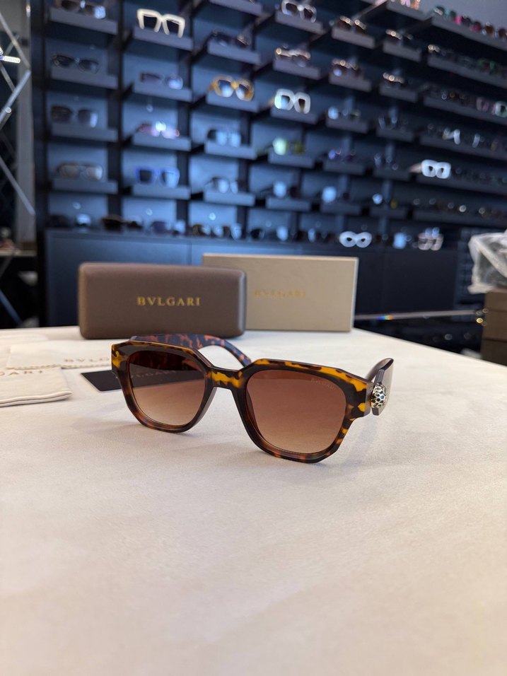 Bvlgari Sunglasses - Görsel 2